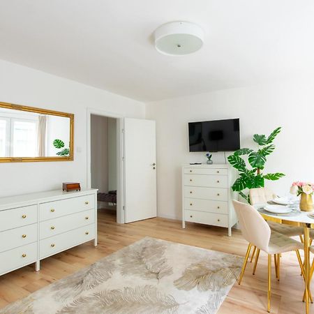 Feelharmony Jasna Apartment - Metro Swietokrzyska Warsawa Bagian luar foto